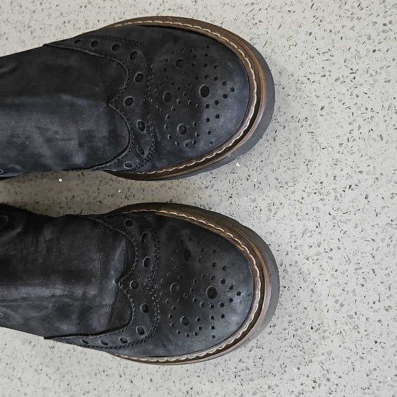 Suede Chelsea Boots - Picture 6 of 7
